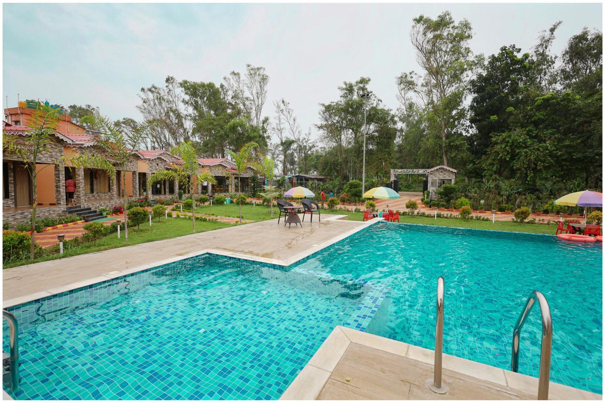 Golden View Resort And Restaurant Tajpur Extérieur photo