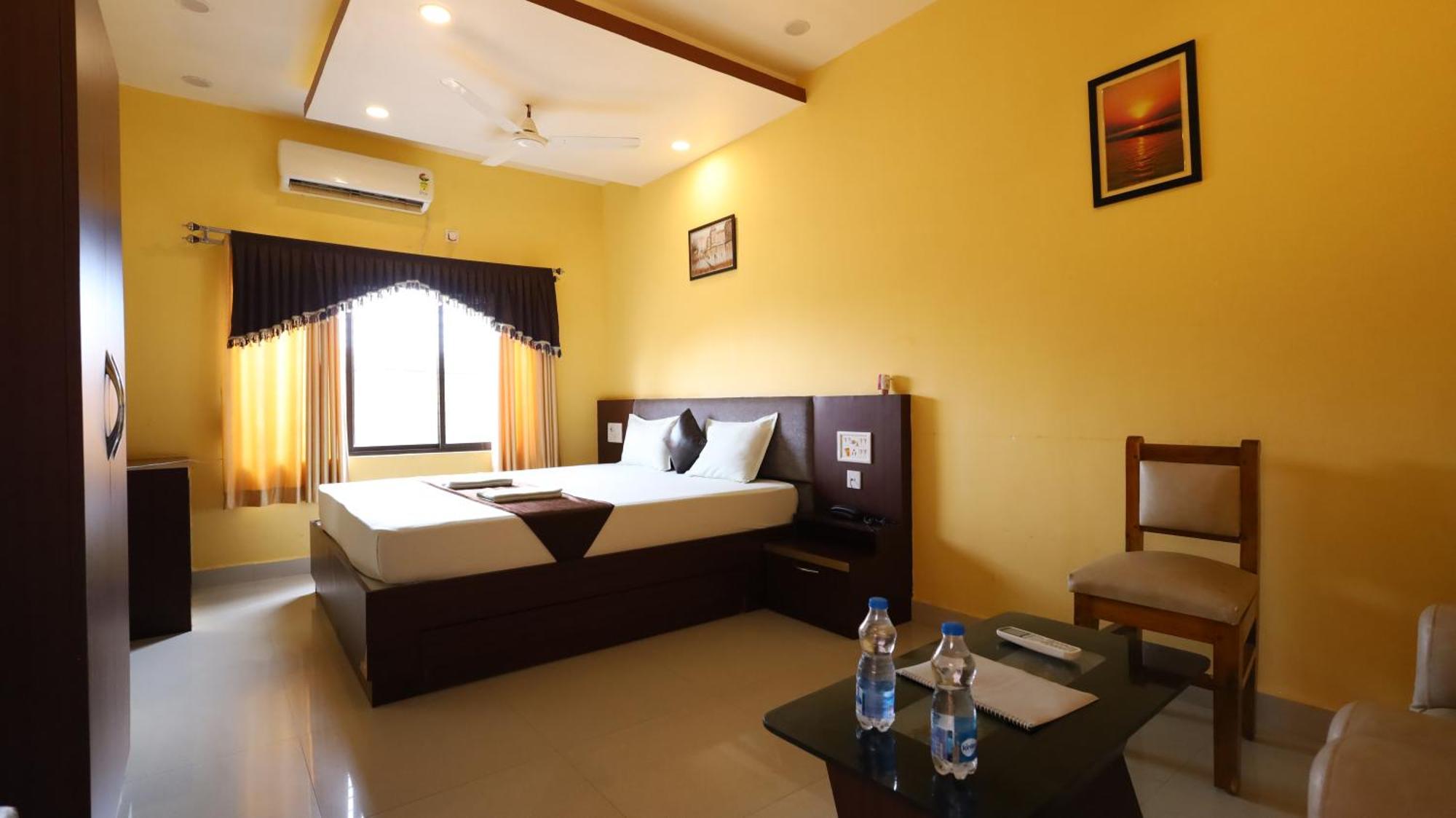 Golden View Resort And Restaurant Tajpur Extérieur photo